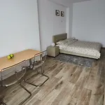 At Apartament Bukareszt
