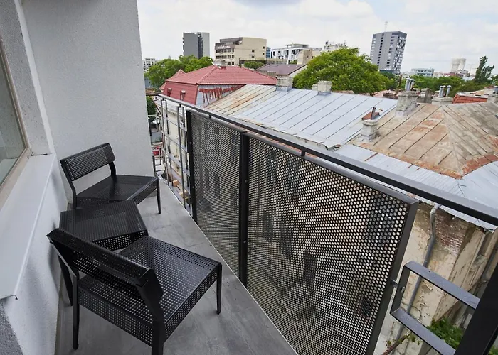 Apartament At Bucureşti