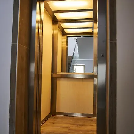 At Appartement Boekarest